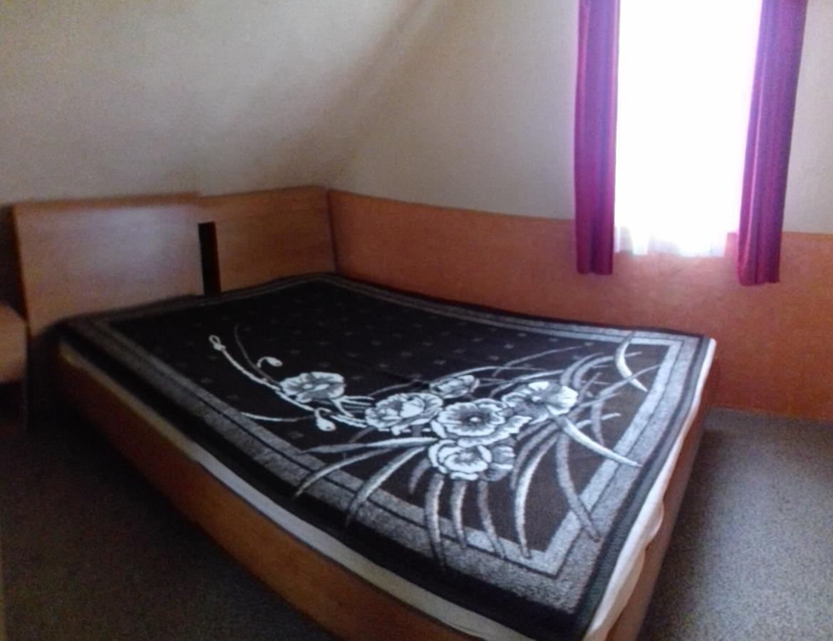 Arany Apartman Zsory Mezőkövesd 外观 照片